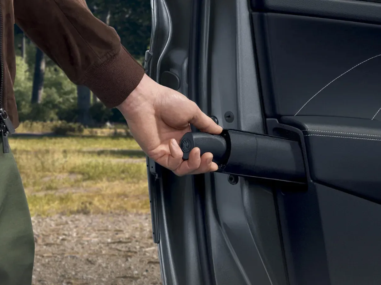 Payung dan Jas Hujan