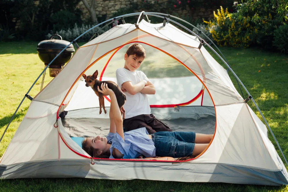 10 Rekomendasi Tenda Camping Tahan Air dan Luas