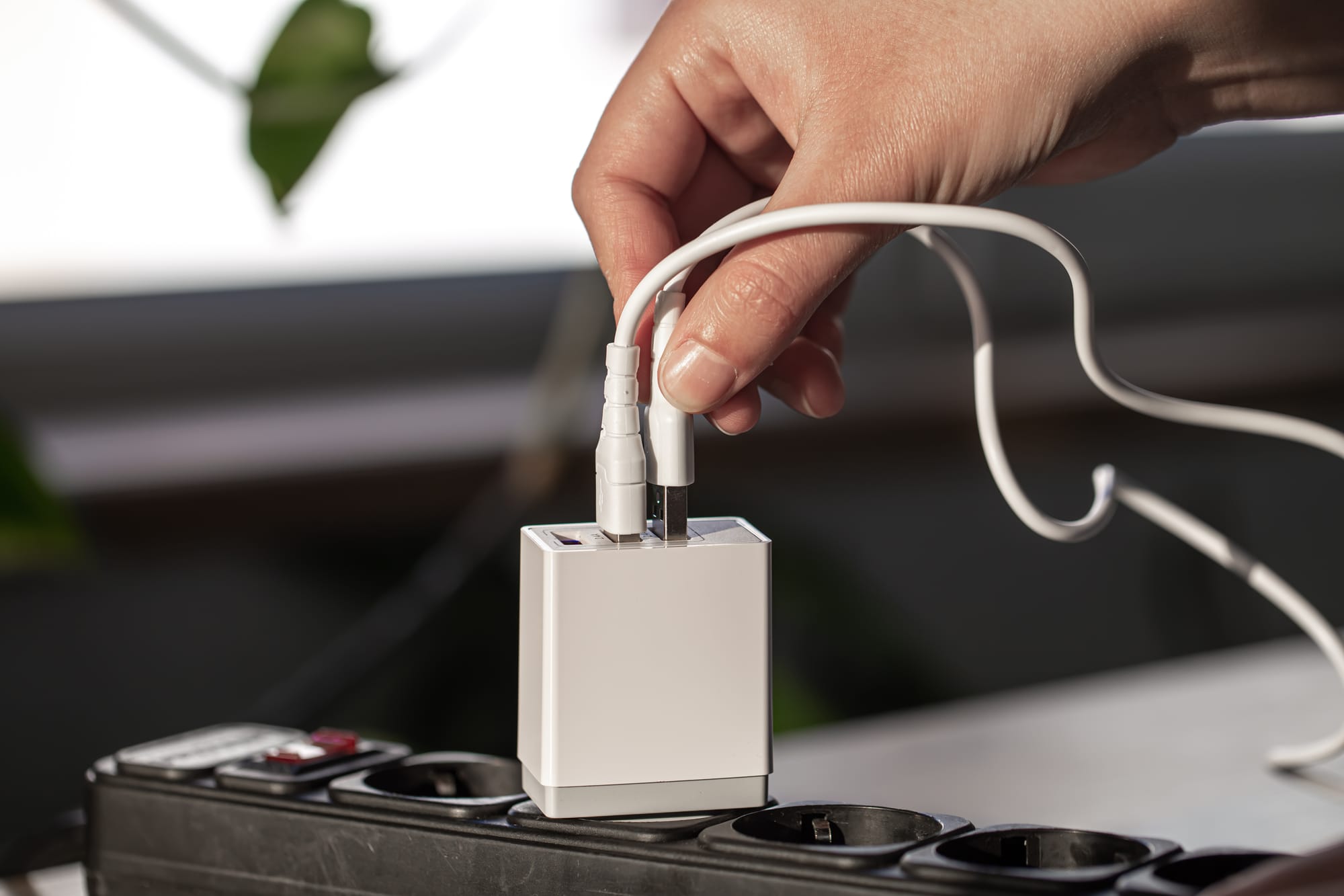 Ini Perbedaan Power Delivery dan Quick Charge, Wajib Tahu!